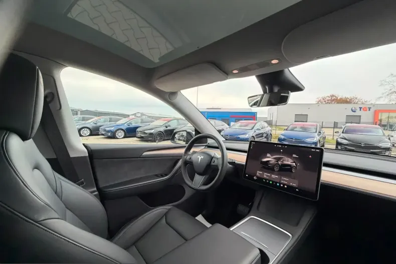 Tesla Model Y din 2023 cu 62.000 km - oferta TES217520 - foto 25