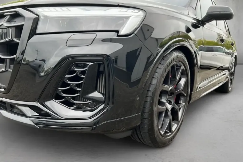 Audi SQ7 din 2025 cu 17.451 km - oferta AUD217521 - foto 4