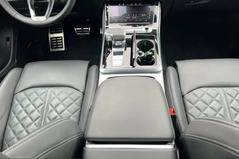 Audi SQ7 din 2025 cu 17.451 km - oferta AUD217521 - foto 9