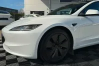 Tesla Model 3 din 2023 cu 98.444 km - oferta TES217522 - foto 4