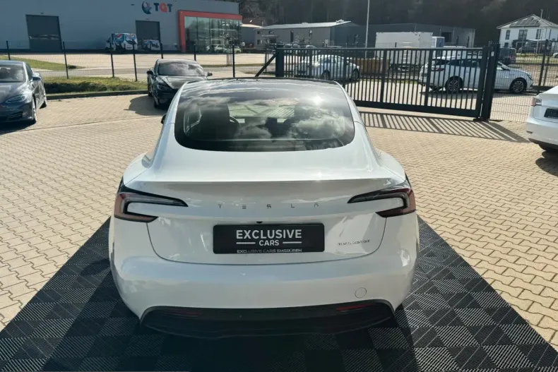 Tesla Model 3 din 2023 cu 98.444 km - oferta TES217522 - foto 10