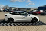 Tesla Model 3 din 2023 cu 98.444 km - oferta TES217522 - foto 14