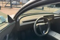 Tesla Model 3 din 2023 cu 98.444 km - oferta TES217522 - foto 22