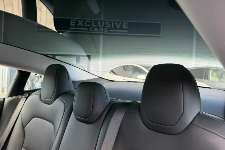 Tesla Model 3 din 2023 cu 98.444 km - oferta TES217522 - foto 26