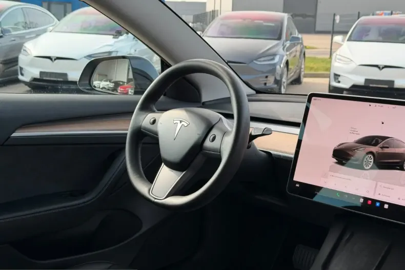 Tesla Model 3 din 2022 cu 54.999 km - oferta TES217523 - foto 3
