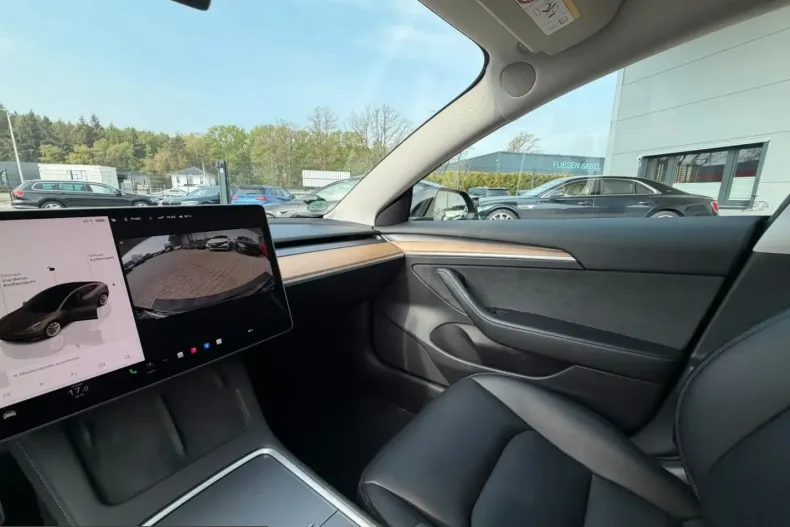 Tesla Model 3 din 2022 cu 54.999 km - oferta TES217523 - foto 16