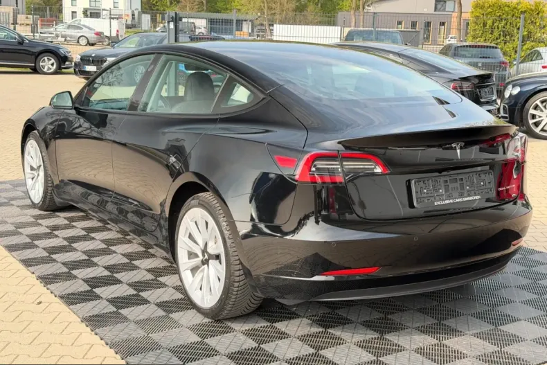 Tesla Model 3 din 2022 cu 54.999 km - oferta TES217523 - foto 24