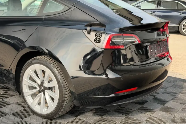 Tesla Model 3 din 2022 cu 54.999 km - oferta TES217523 - foto 25