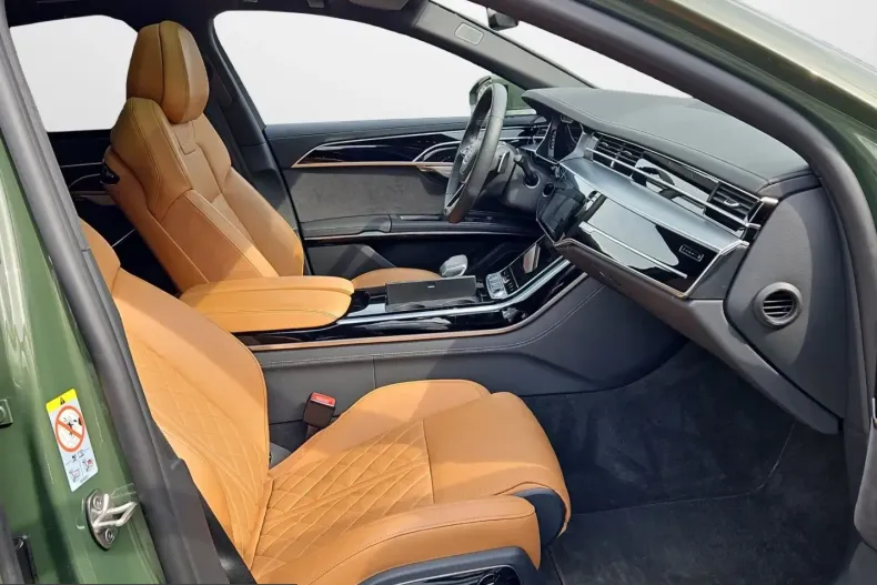 Audi A8 din 2023 cu 65.802 km - oferta AUD217527 - foto 13