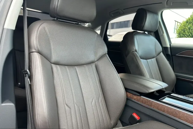 Audi A8 din 2021 cu 39.500 km - oferta AUD217530 - foto 24