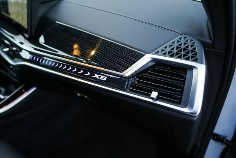 BMW X5 (Seria X) din 2025 cu 23.790 km - oferta BMW217535 - foto 12
