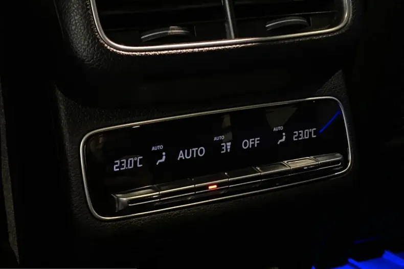 Mercedes-Benz GLE 450 (Clasa GLE) din 2025 cu 33.558 km - oferta MER217538 - foto 29