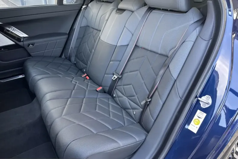 BMW i7 (Seria 7) din 2024 cu 32.450 km - oferta BMW217541 - foto 11