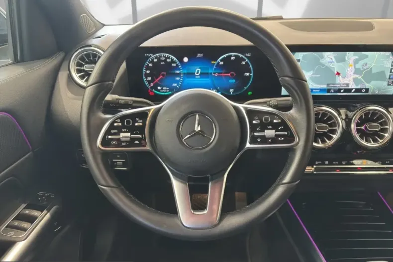 Mercedes-Benz EQA din 2023 cu 43.674 km - oferta MER217549 - foto 8