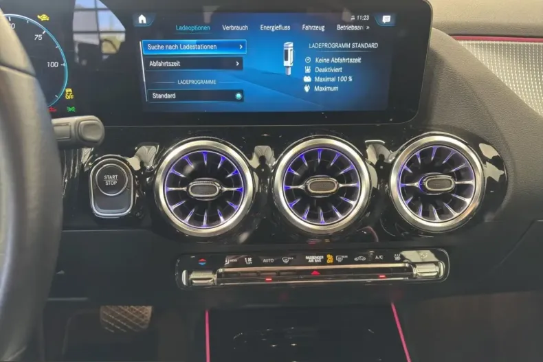 Mercedes-Benz EQA din 2023 cu 43.674 km - oferta MER217549 - foto 10