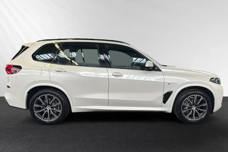 BMW X5 (Seria X) din 2024 cu 11.987 km - oferta BMW217550 - foto 2