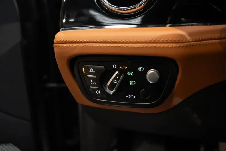 Bentley Bentayga din 2022 cu 94.502 km - oferta BEN217556 - foto 45
