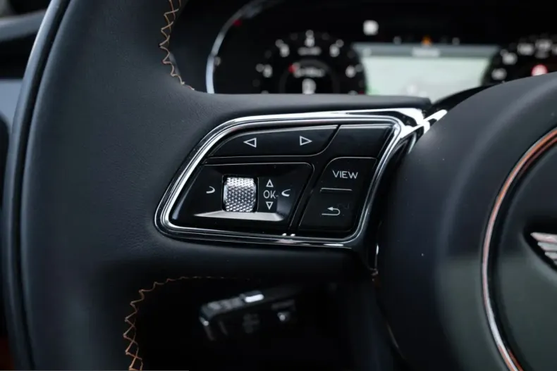 Bentley Bentayga din 2024 cu 8.590 km - oferta BEN217557 - foto 24