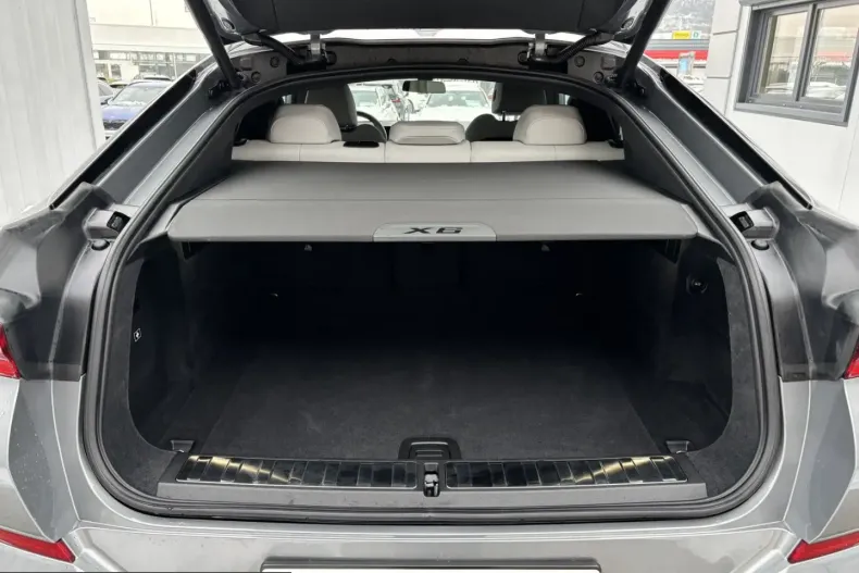 BMW X6 (Seria X) din 2025 cu 5.515 km - oferta BMW217560 - foto 8