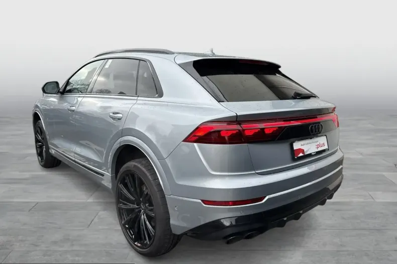 Audi SQ8 din 2025 cu 9.895 km - oferta AUD217570 - foto 3