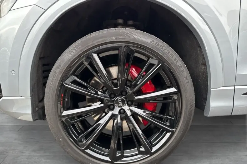 Audi SQ8 din 2025 cu 9.895 km - oferta AUD217570 - foto 6