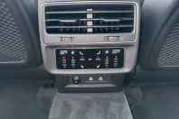 Audi SQ8 din 2025 cu 9.895 km - oferta AUD217570 - foto 10