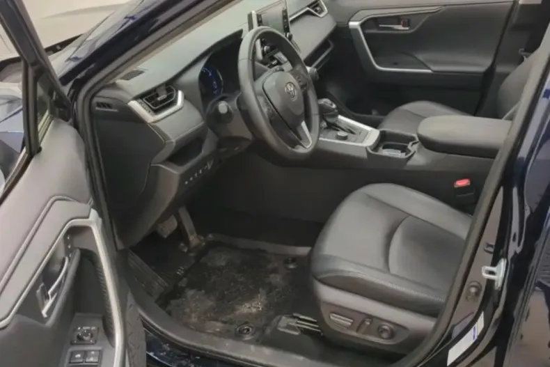 Toyota RAV4 din 2022 cu 33.014 km - oferta TOY217572 - foto 5