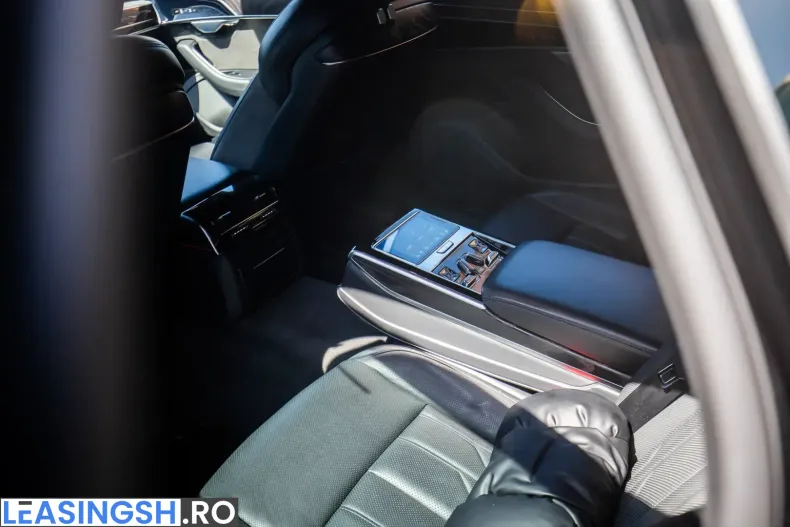 Audi A8 din 2021 cu 58.900 km - oferta AUD217574 - foto 35