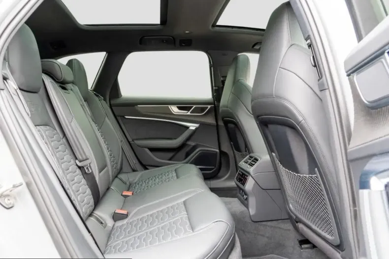 Audi RS6 din 2025 cu 13.926 km - oferta AUD217575 - foto 9