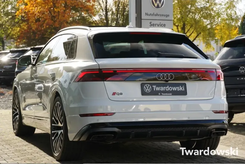 Audi Q8 din 2025 cu 17.228 km - oferta AUD217583 - foto 4