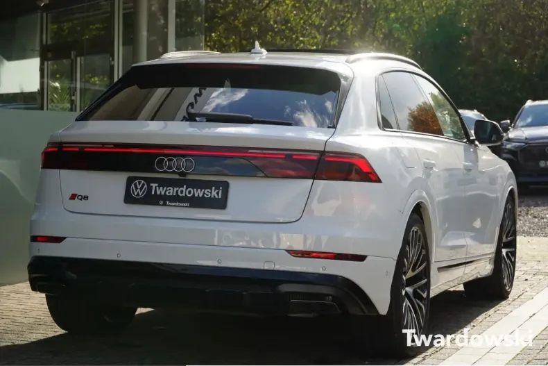 Audi Q8 din 2025 cu 17.228 km - oferta AUD217583 - foto 6