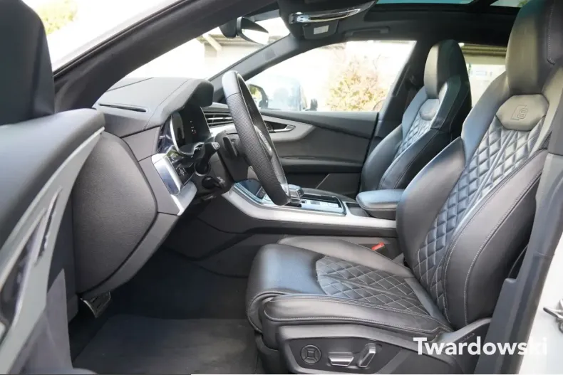 Audi Q8 din 2025 cu 17.228 km - oferta AUD217583 - foto 12