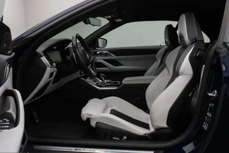 BMW M4 (Seria 4) din 2022 cu 23.314 km - oferta BMW217585 - foto 3