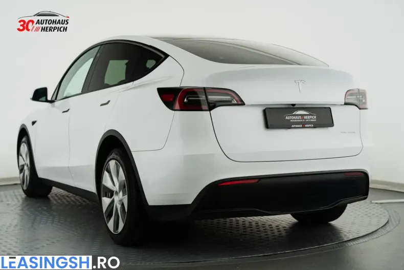 Tesla Model Y din 2023 cu 55.725 km - oferta TES217590 - foto 3