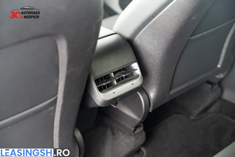 Tesla Model Y din 2023 cu 55.725 km - oferta TES217590 - foto 12