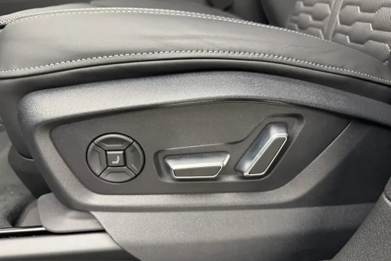 Audi RSQ8 din 2024 cu 6.680 km - oferta AUD217616 - foto 5