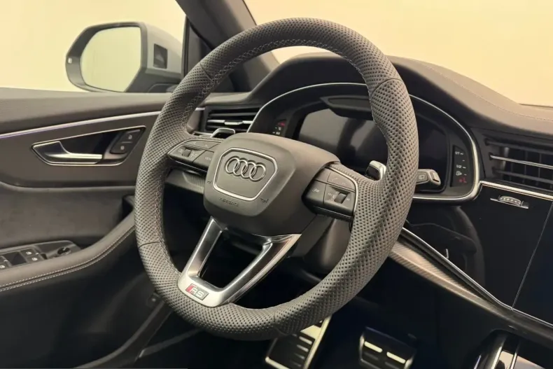 Audi RSQ8 din 2024 cu 6.680 km - oferta AUD217616 - foto 8