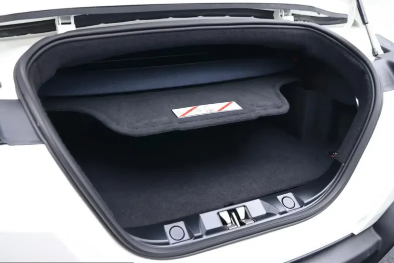 Ferrari Roma din 2025 cu 990 km - oferta FER217619 - foto 11