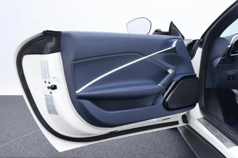 Ferrari Roma din 2025 cu 990 km - oferta FER217619 - foto 20