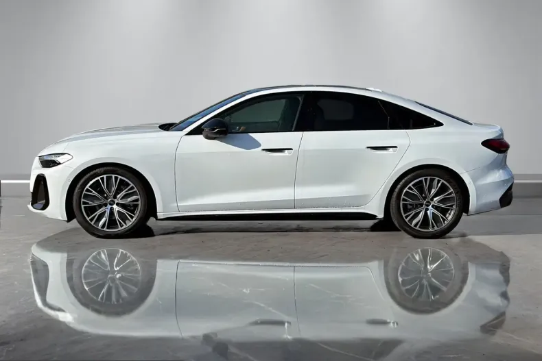 Audi A5 din 2024 cu 10.125 km - oferta AUD217620 - foto 4