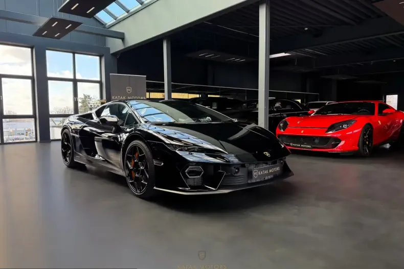 Lamborghini Temerario din 2026 cu 35 km - oferta LAM217639 - foto 1