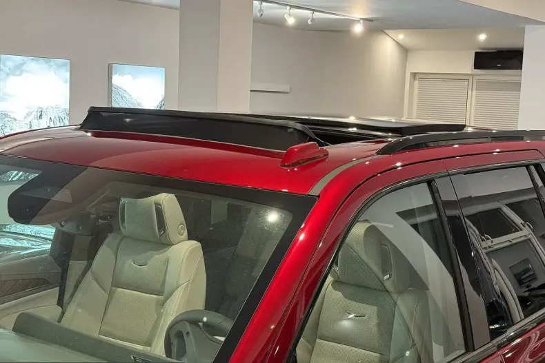 Cadillac Escalade din 2025 cu 3.000 km - oferta CAD217640 - foto 9