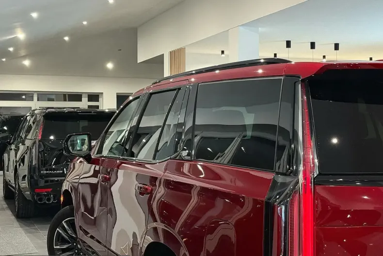 Cadillac Escalade din 2025 cu 3.000 km - oferta CAD217640 - foto 10