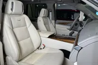 Cadillac Escalade din 2025 cu 3.000 km - oferta CAD217640 - foto 18