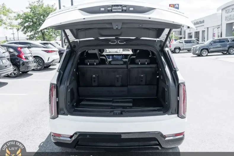 Cadillac Escalade din 2024 cu 16.950 km - oferta CAD217641 - foto 7