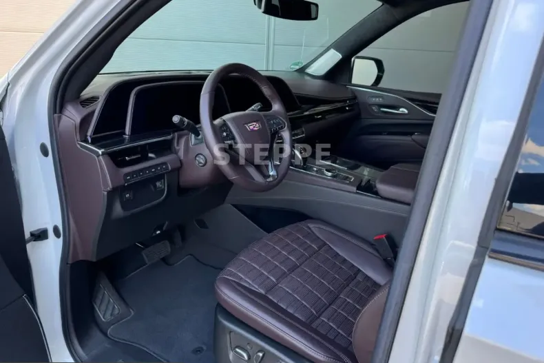 Cadillac Escalade din 2025 cu 2.240 km - oferta CAD217642 - foto 5