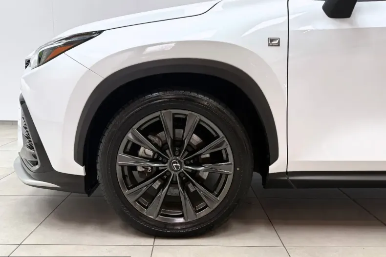 Lexus NX 450h din 2024 cu 32.599 km - oferta LEX217649 - foto 9