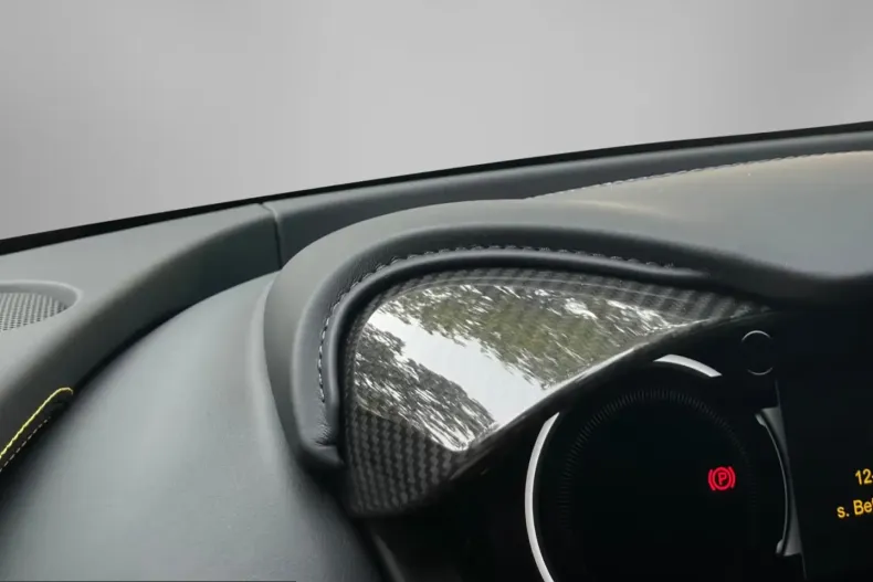 Aston Martin DBX din 2025 cu 5.000 km - oferta AST217650 - foto 23