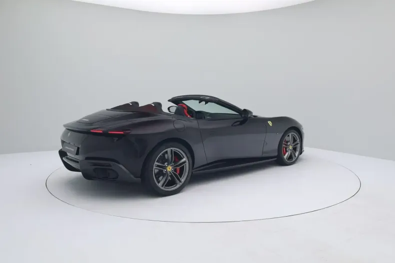 Ferrari Roma din 2024 cu 11.963 km - oferta FER217654 - foto 8
