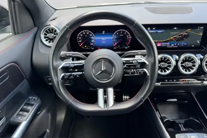 Mercedes-Benz GLA 180 (Clasa GLA) din 2023 cu 68.319 km - oferta MER217659 - foto 7